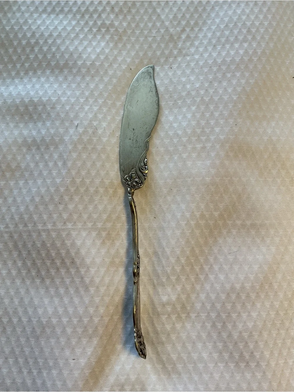 Vtg,Classic Silver Tone Serving Utensil Trio - Decorative Handles